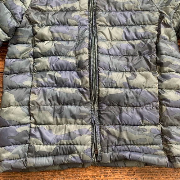 Gap Kids Lightweight Puffer Jacket - Picture 4 of 9